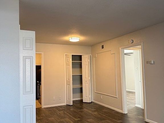 2nd image of 1543 Babcock Rd #80803