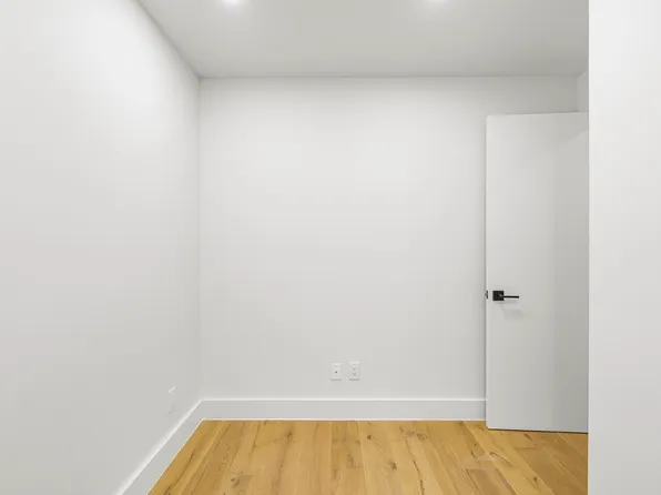 82-86 Washington Place 2D image 6 of 6