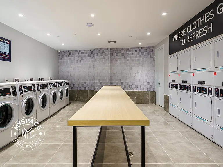 1499 Bedford Ave #5B — Photo 40