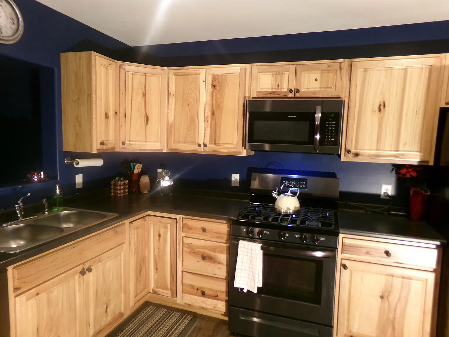 2 bed, 2.5 bath, 1980 sqft, $2,350 — Photo 4