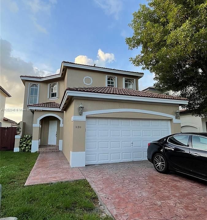 1st image of 11311 NW 43rd Ter