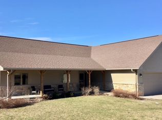 2520 Sand Trap Rd SE, Rochester, MN 55904