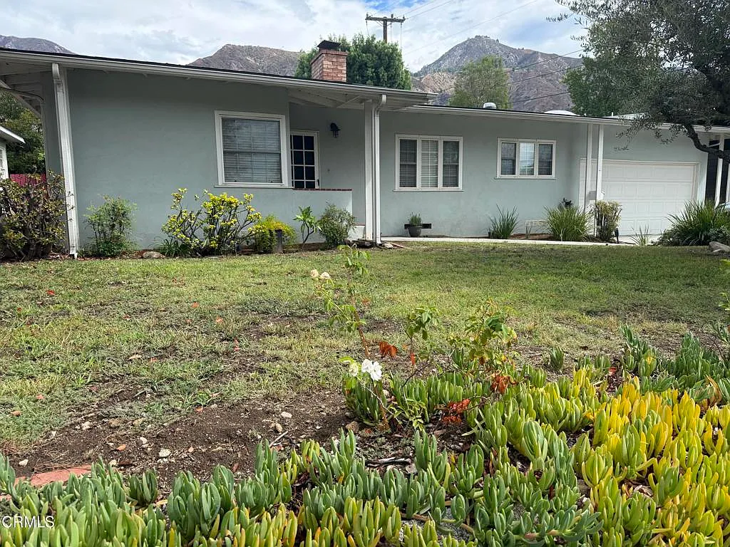 2 bed, 2.0 bath, 1179 sqft, $4,650 — Photo 4