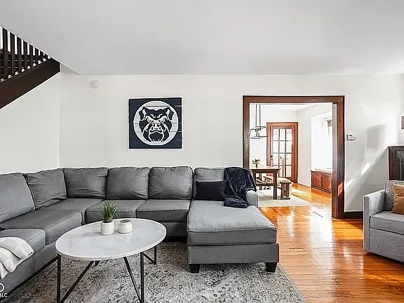 4643 Rookwood Ave — Photo 3