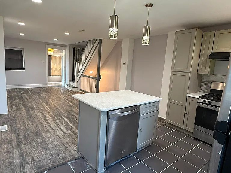 7215 Guilford Rd — Photo 9