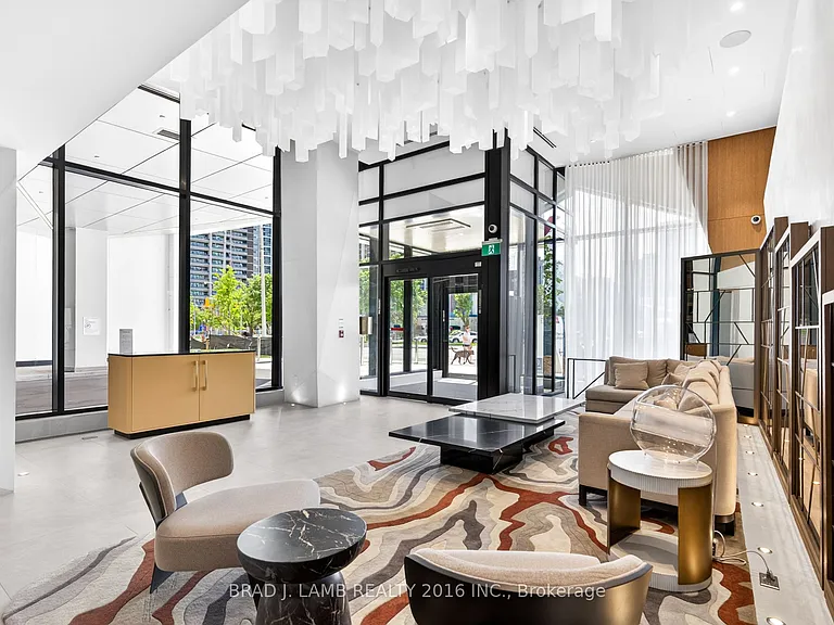 25 Cordova Ave #Penthouse 14 — Photo 16