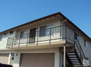 2041 N Calle La Sombra UNIT 4, Simi Valley, CA 93063