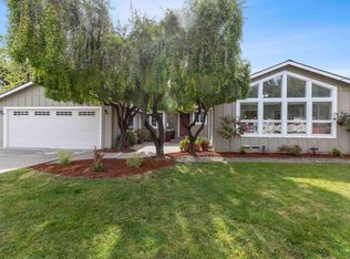 16236 Roseleaf Ln, Los Gatos, CA