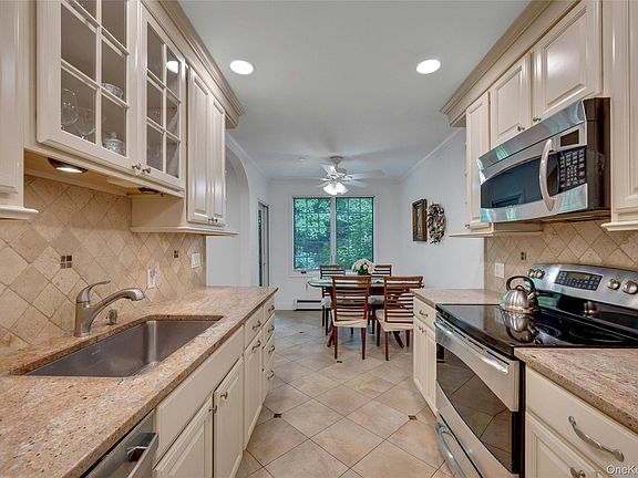 2nd image of 16 Manville Lane #2