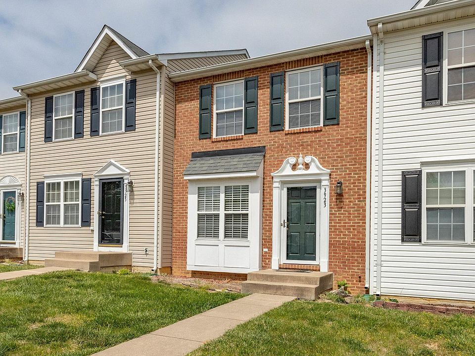 1st image of 3923 Saint Michaels Sq