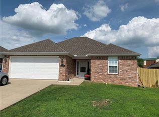 2009 N Lexington St, Siloam Springs, AR 72761