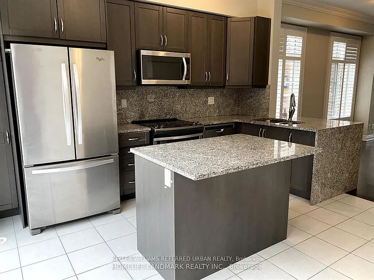 275 Royalton Cmn #53 — Photo 3