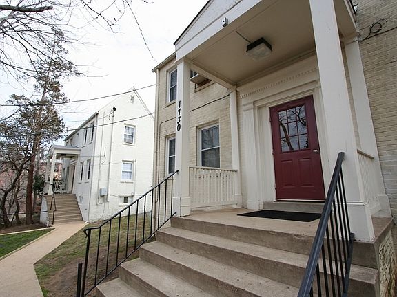 4th image of 1726 16th St N APT 4