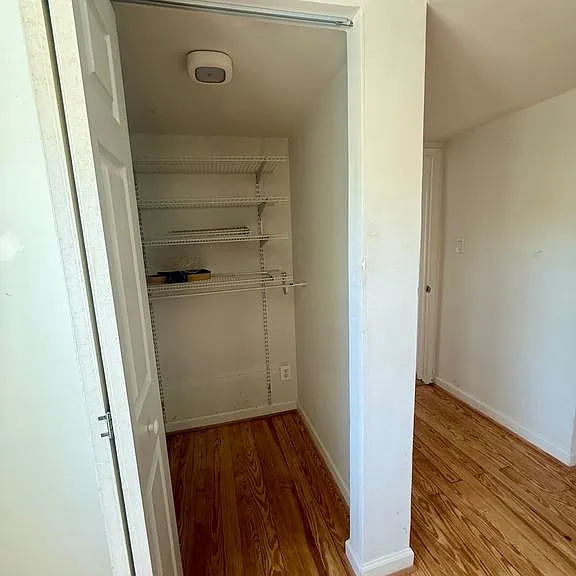2903 Oak Knoll Dr — Photo 20