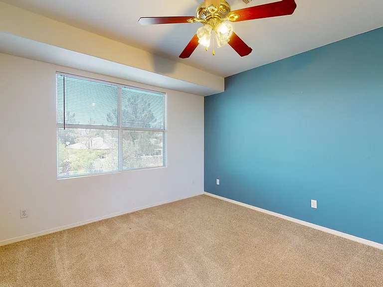 6256 Escondido Dr — Photo 24