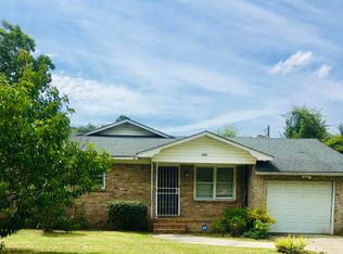 1081 Hickory St, Saint Stephen, SC 29479