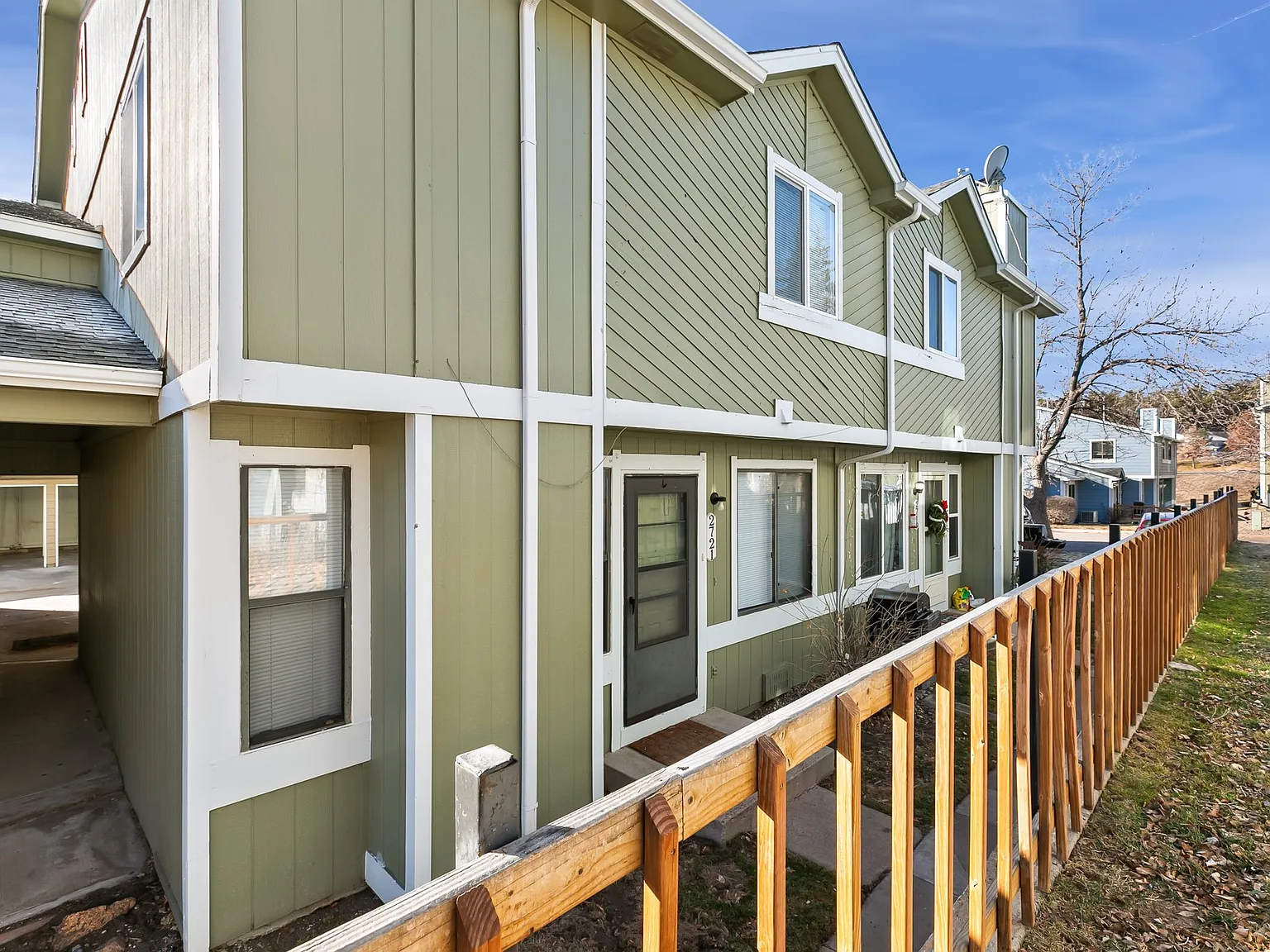 2 bed, 1.5 bath, 1003 sqft, $1,600 — Photo 1