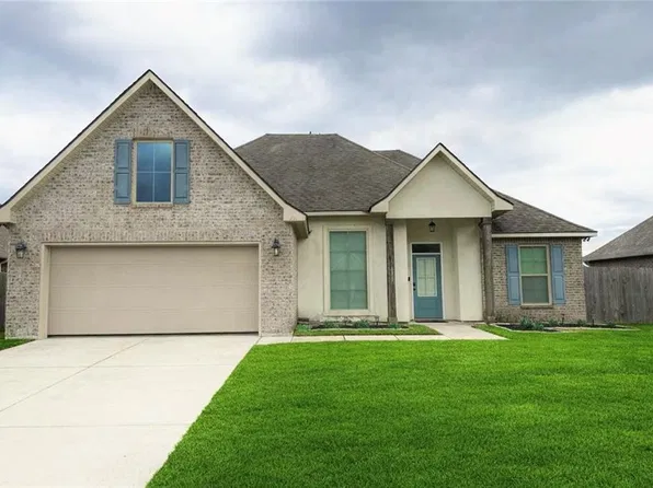 751 Red Pine Dr, Ponchatoula, LA 70454