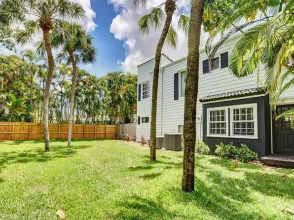 20890 Hamaca Ct, Boca Raton, FL 33433