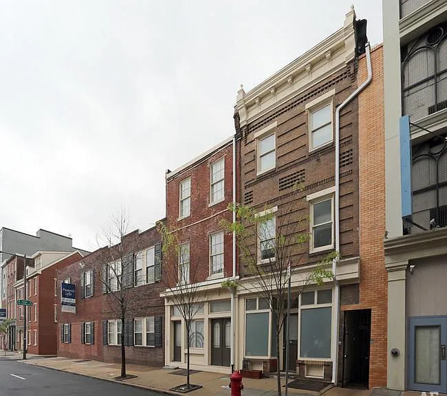 237 N 2nd St #2D — Photo 1