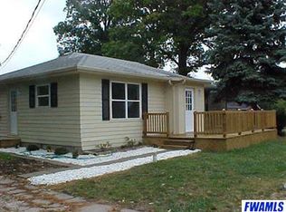 2955 E Skinner Lake Rd, Albion, IN 46701