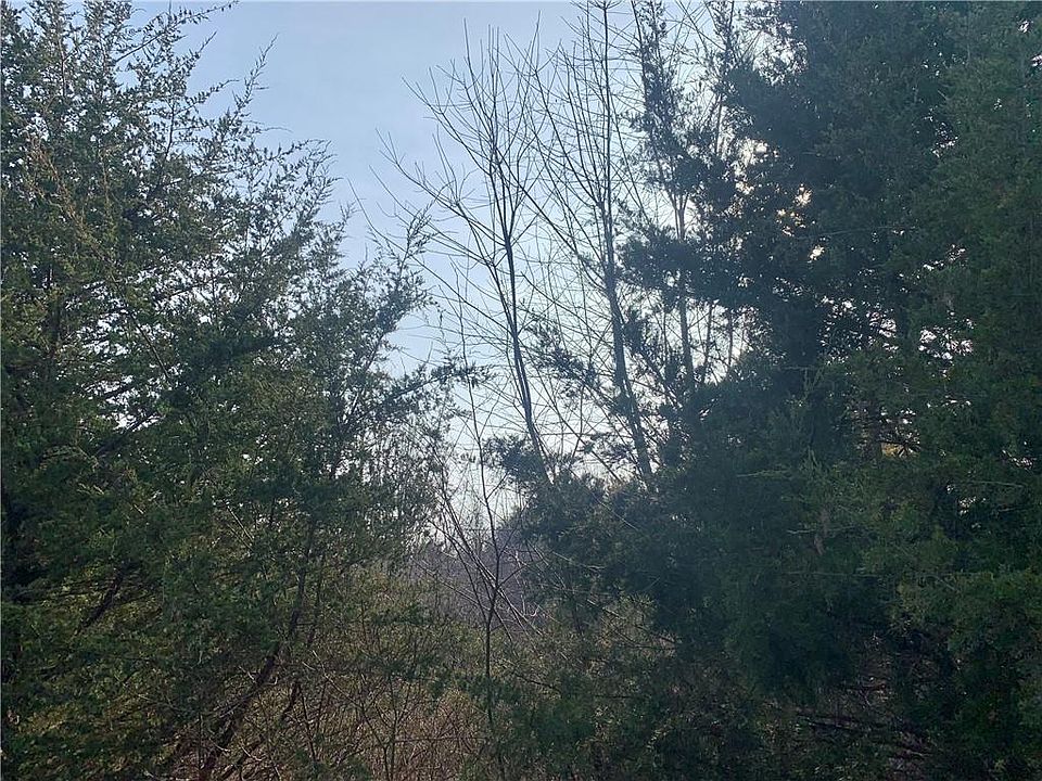 1st image of 30 Foxwood Dr