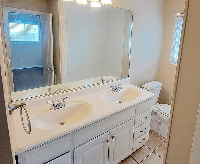 329 Bernice Pl — Photo 15