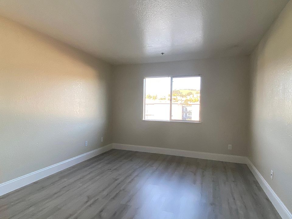 Balcourt Plaza 14822 E 14th St San Leandro CA Zillow