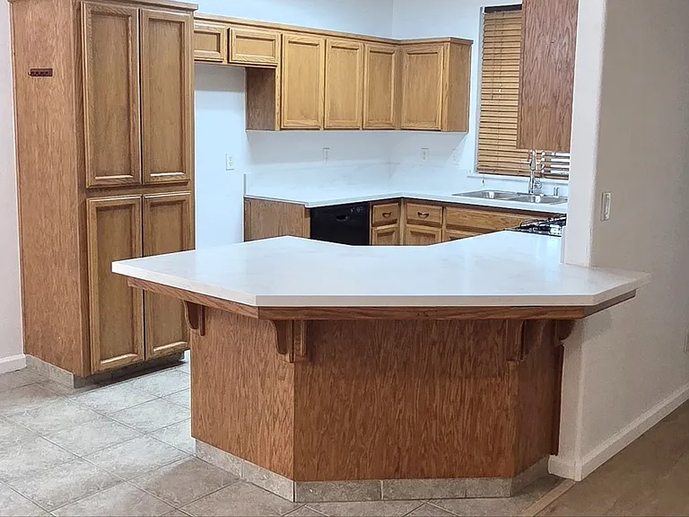 5333 W Norwich Ave — Photo 4