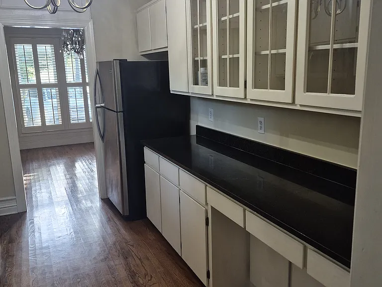 3418 Belmont Blvd — Photo 6