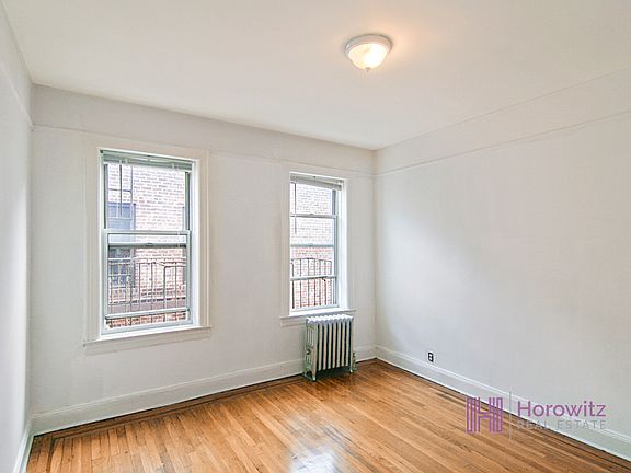 5th image of 4107 47th Ave APT 4C