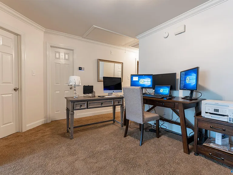 3187 Mallard Point Dr — Photo 32