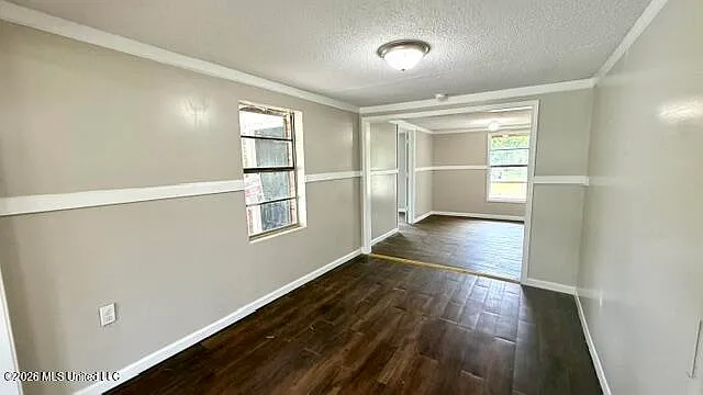 5125 Community Ave — Photo 6