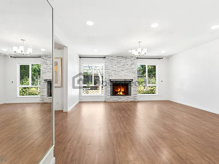 2351 New Jersey Ave — Photo 8