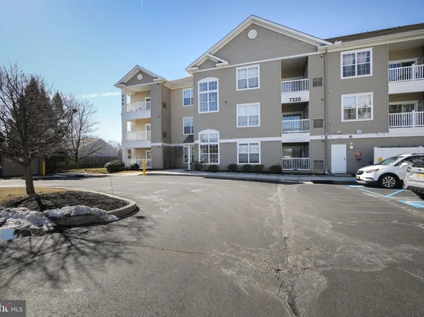 7320 Maple Ave APT 220, Pennsauken, NJ 08109