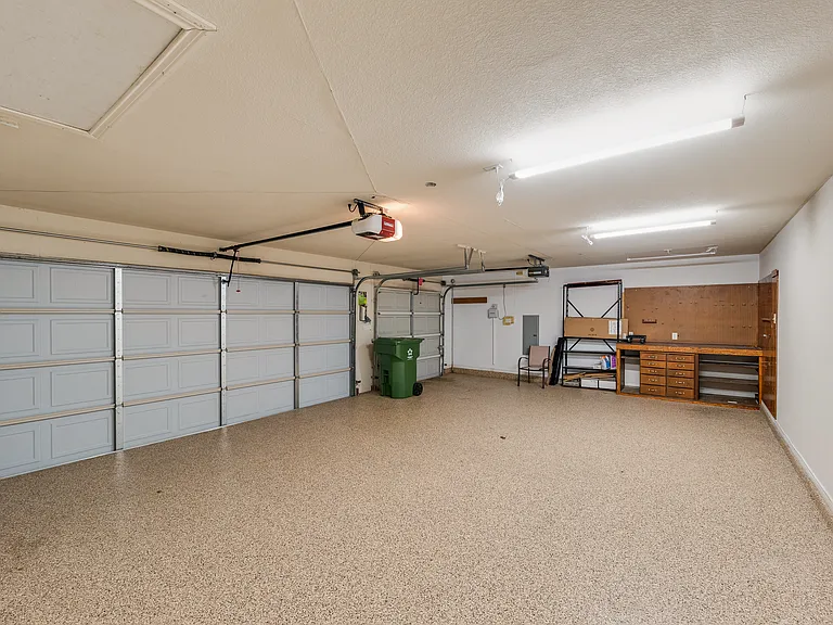 401 Idaho Ct — Photo 23