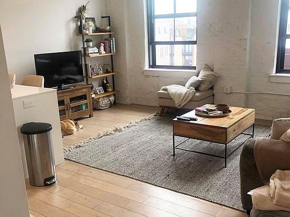 5th image of 430 Fairmount Ave APT 503