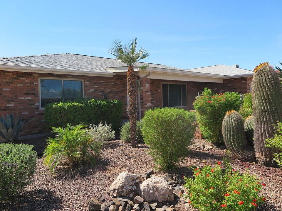 1st image of 4553 E Emerald Cir