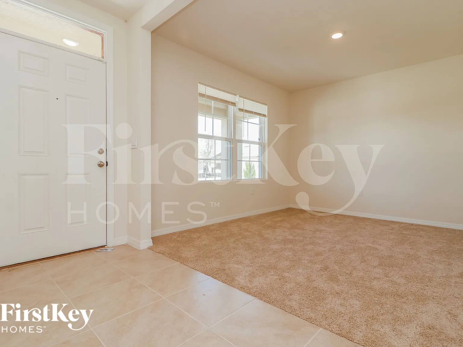 5 bed, 3.0 bath, 2601 sqft, $2,130 — Photo 2