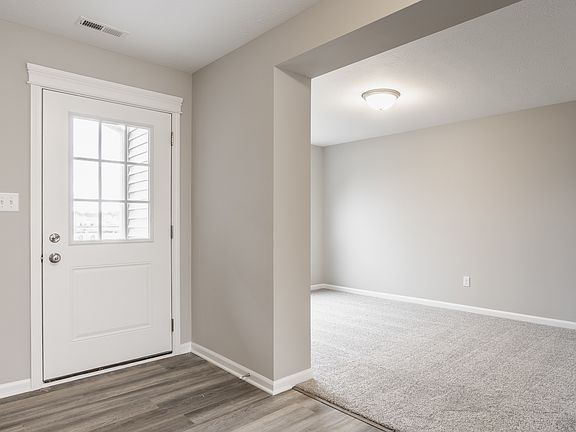 3rd image of 7121 Lillian Pl