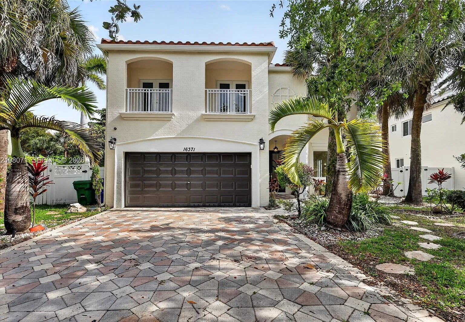 Riviera Isles Ii — Photo 2