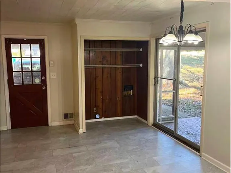 509 Watson Ferry Dr — Photo 2