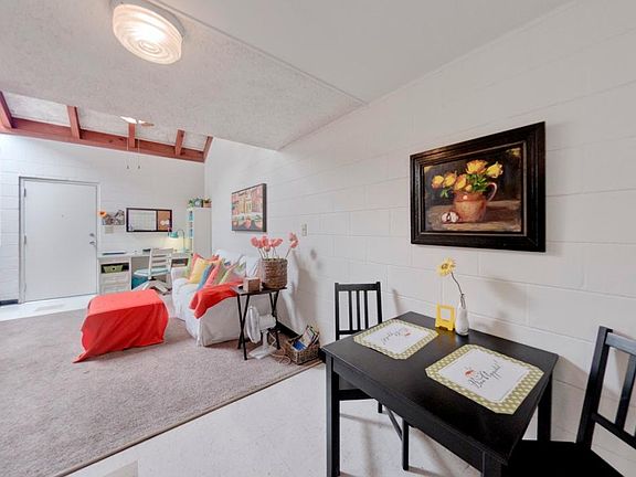 5th image of 1824 NW 3rd Pl APT 23