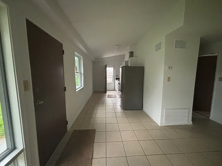1109 Saint Helena Dr — Photo 10