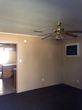 2nd image of 3019 Amherst St
