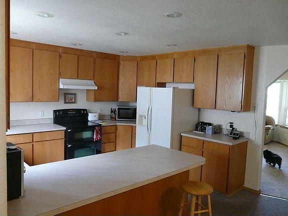 3rd image of 10816 235th Avenue Ct E