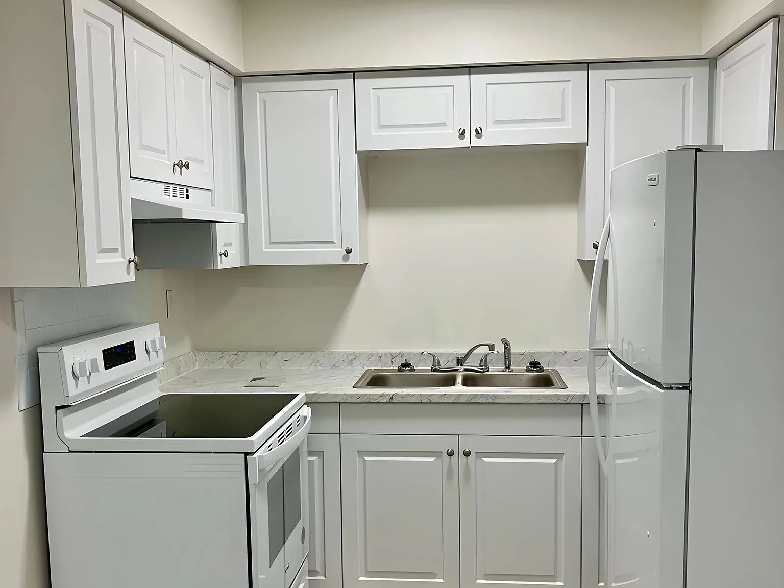 Meadow Pointe Apartments — Photo 1