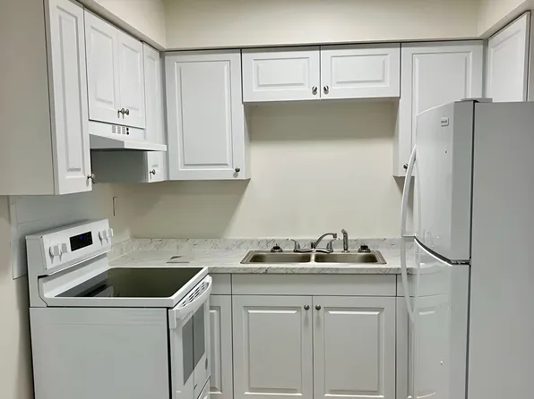 Meadow Pointe Apartments