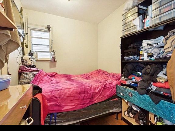 3rd image of 627 38th St Floor 3