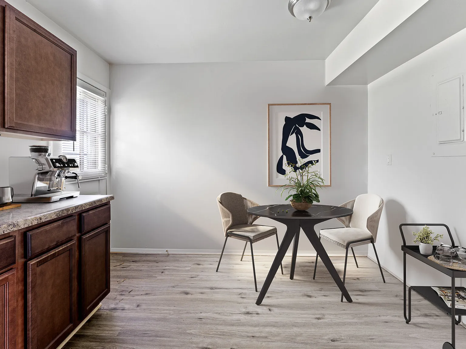Misty Pines Apartments — Photo 3